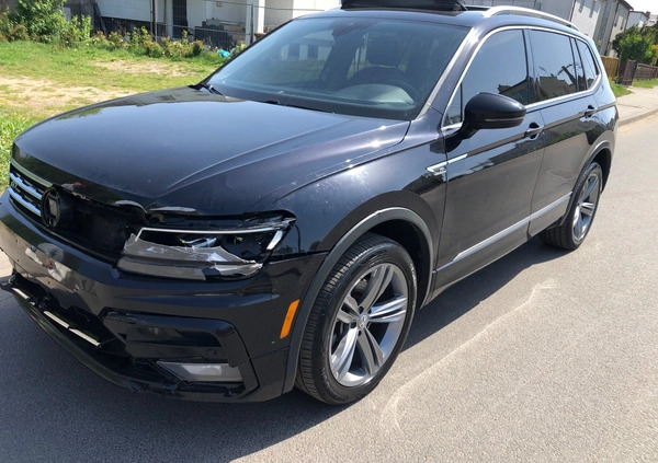 Volkswagen Tiguan Allspace cena 83000 przebieg: 142000, rok produkcji 2019 z Bydgoszcz małe 781